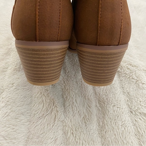 Maurices SuperCush Brown Tan Ankle Boot Booties with Buckle Accent Boho Size 7.5 - Picture 10 of 15